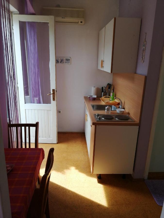 Apartmani Milka ปาโกชตาเน ภายนอก รูปภาพ